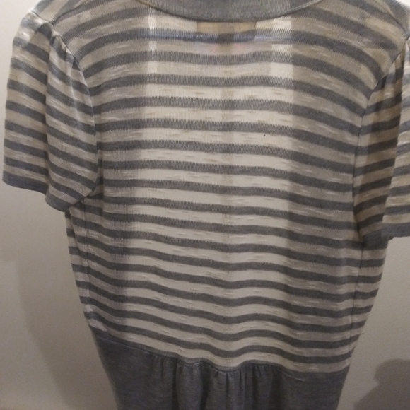 Women's short sleeve sweater coverup - Picture 2 of 3